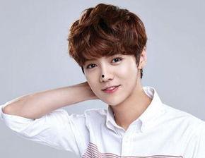 韩超八卦最新爆料,明星幕后惊人真相大曝光! 第3张 韩超八卦最新爆料,明星幕后惊人真相大曝光! 第3张